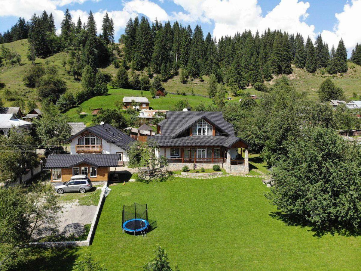 Cottage Familiya Verkhovyna Exterior photo